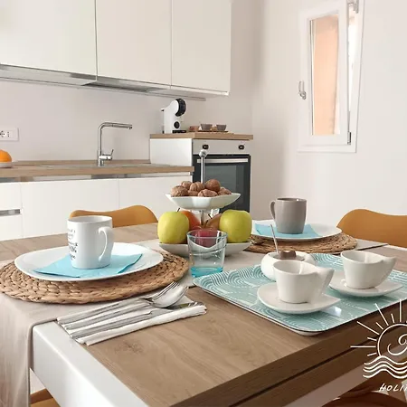 Sisters'house アパート *