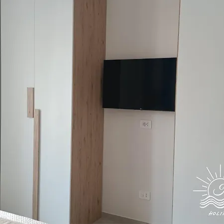 Sisters'house アパート