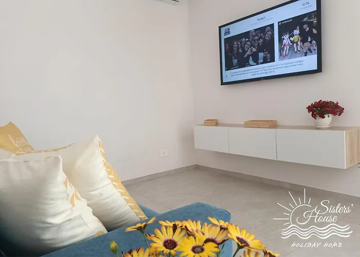 アパート Sisters'house