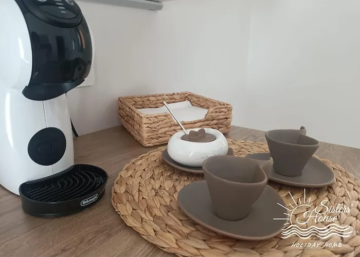 アパート Sisters'house