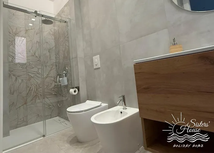 アパート Sisters'house ガリポリ